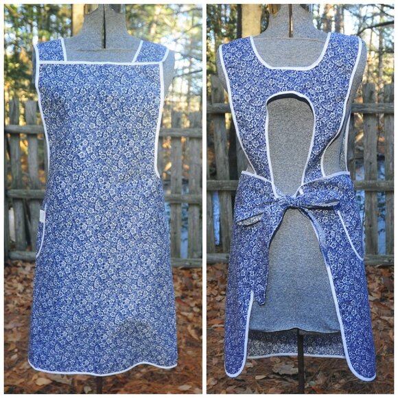 Vintage Navy Blue & White Floral Cotton Bib Apron "H" Back NWOT Paper Label - Picture 1 of 8